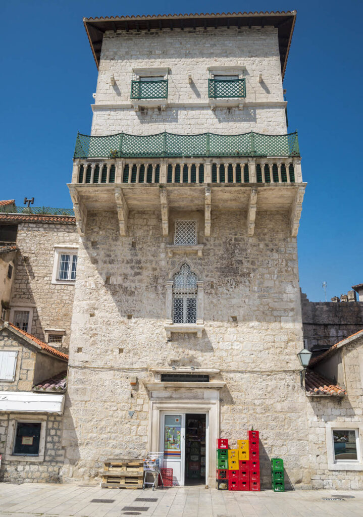 The Cipiko Palace stands as a living testament to Trogir's past, inviting visitors to step back in time and appreciate the cultural and artistic achievements of this medieval town. 