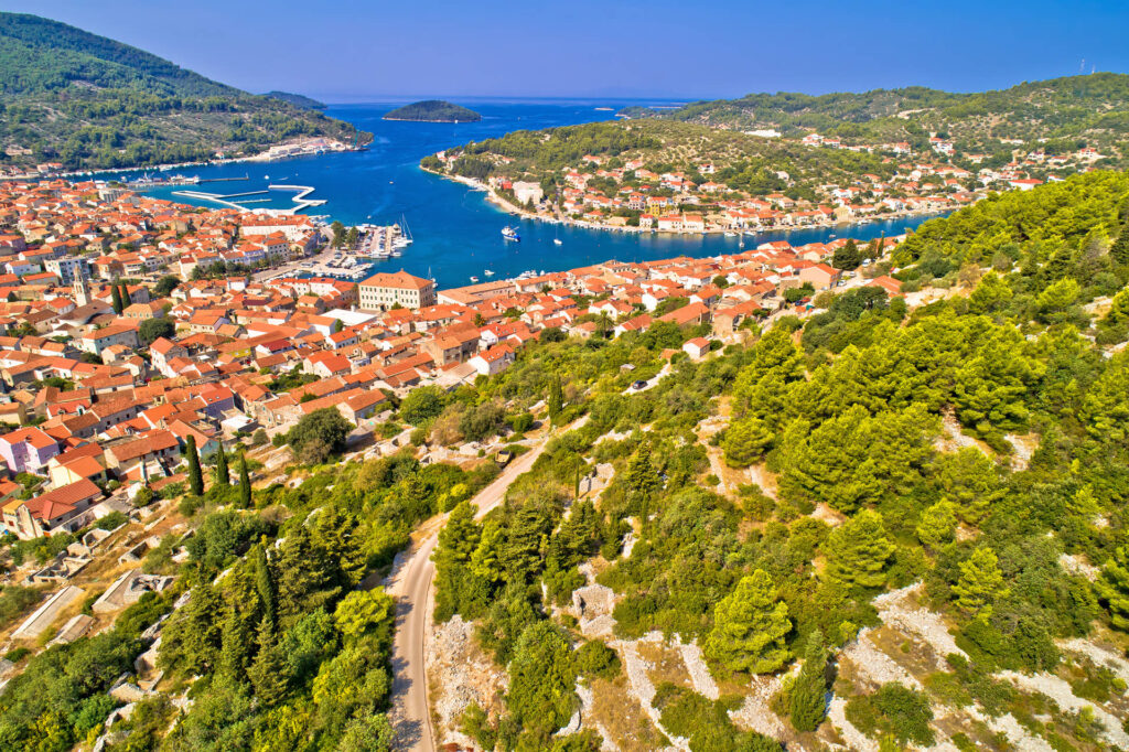 Korčula island: A Fascinating Odyssey Through Its Time-Worn Streets and Cultural Kaleidoscope. 